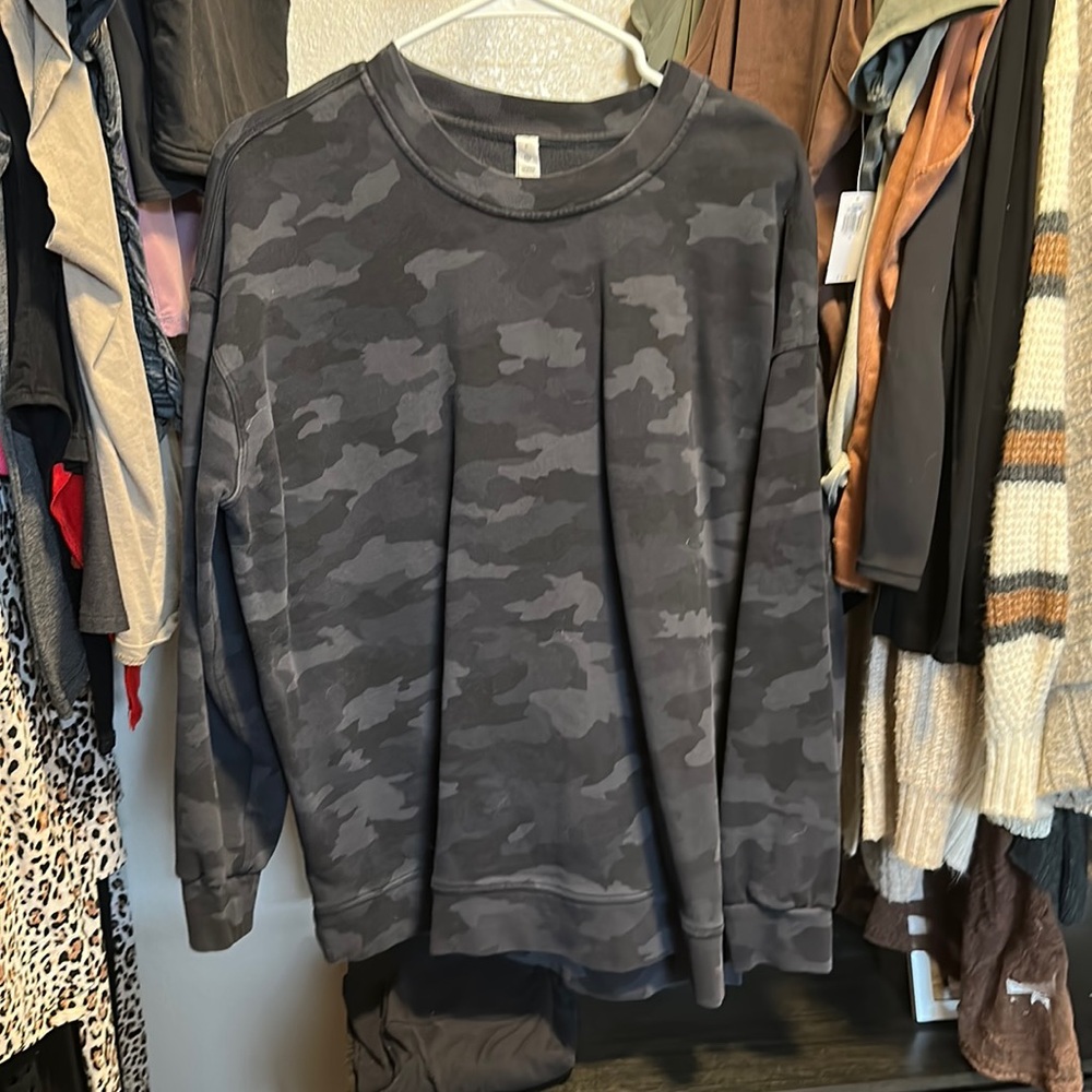 Camo LuLuLemon Crew Neck